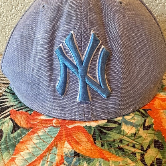 9fifty Tropical Blue Chambray New York Yankees Baseball Cap - Picture 2 of 12